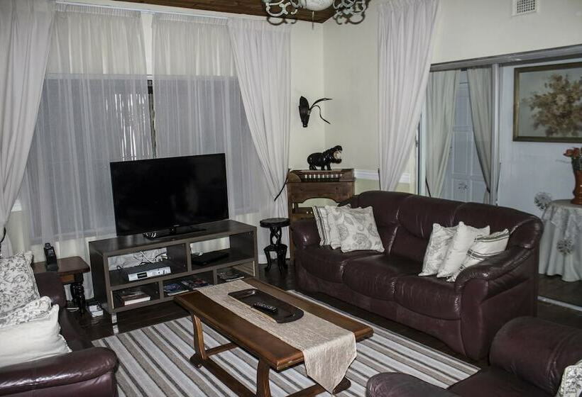 住宿加早餐  Avalone Guest House