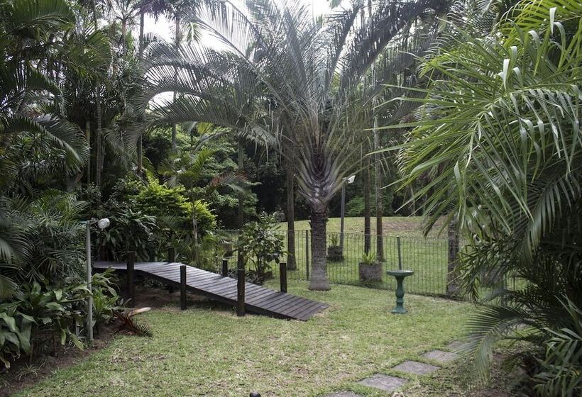 住宿加早餐  Avalone Guest House