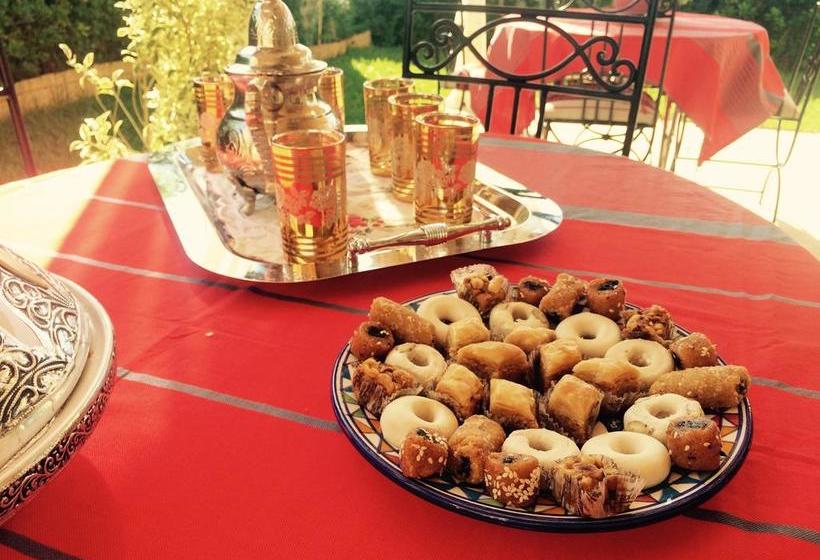 تختخواب و صبحانه Dar Khereddine