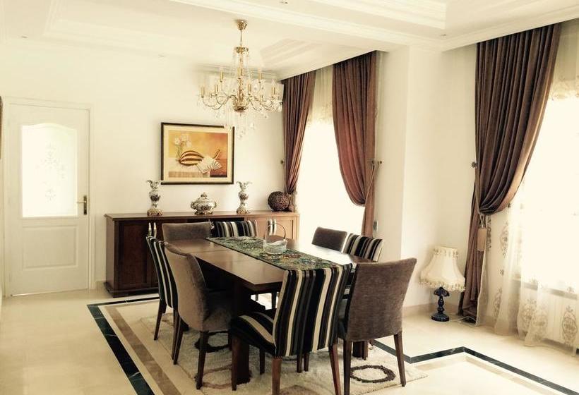 تختخواب و صبحانه Dar Khereddine