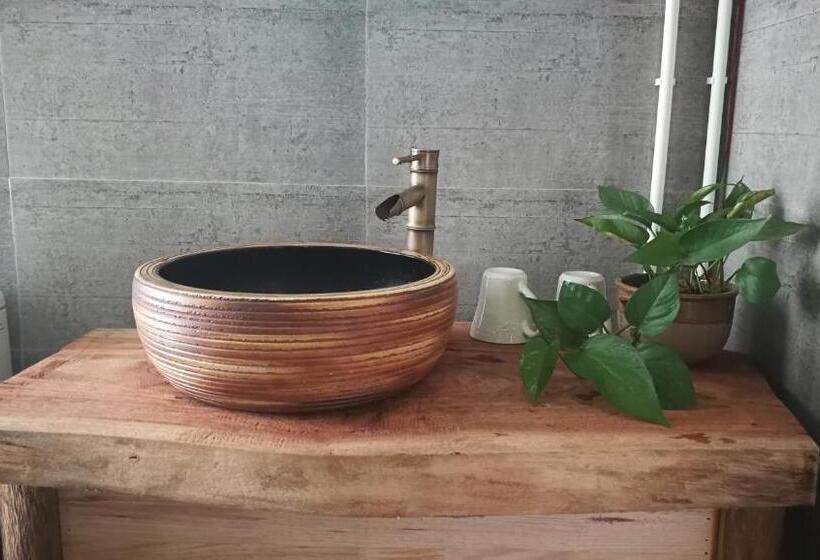 住宿加早餐  Green Hostel & Sunny Guesthouse