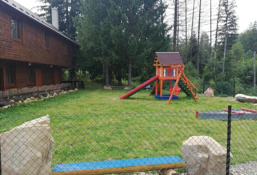 تختخواب و صبحانه Krym