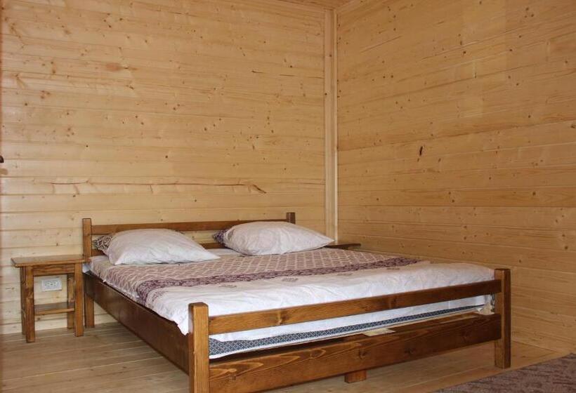 تختخواب و صبحانه Krym