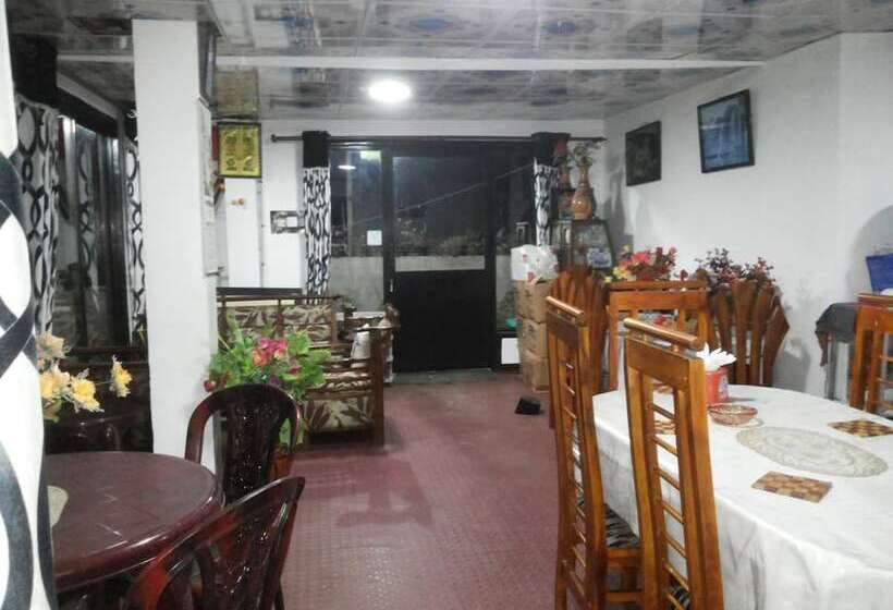 Bed and Breakfast White Home