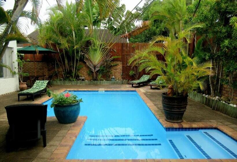 Bhangazi Lodge Bed & Breakfast