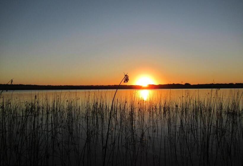 Bhangazi Lodge Bed & Breakfast