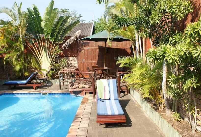 Bhangazi Lodge Bed & Breakfast