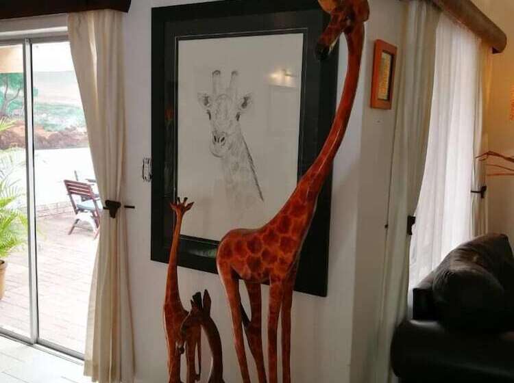 Bhangazi Lodge Bed & Breakfast