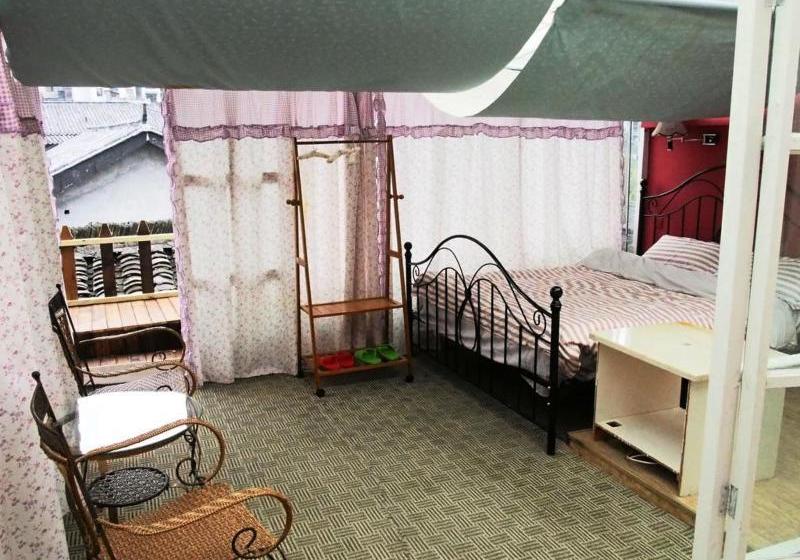 Dengba International Hostel Fenghuang