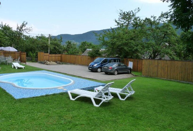 هتل Chalet Mont Blanc