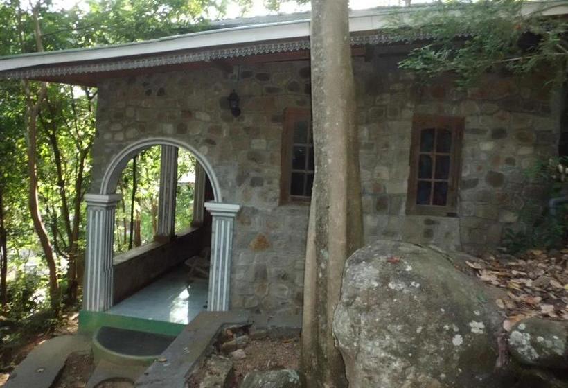 فندق Green Valley Holiday Resort