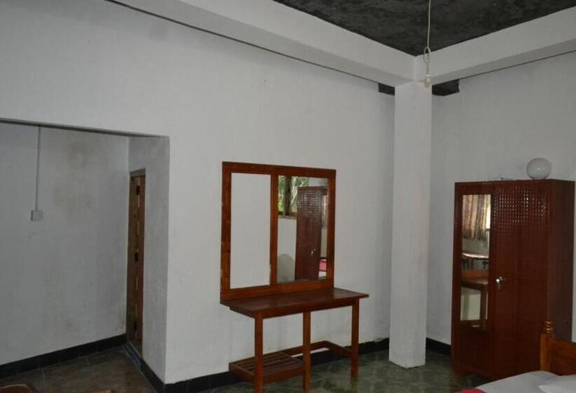 فندق Green Valley Holiday Resort