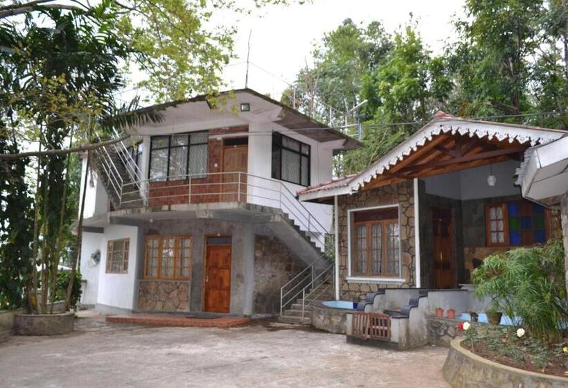 فندق Green Valley Holiday Resort