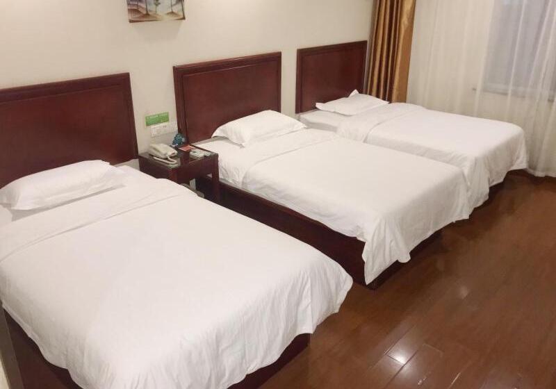 ホテル Greentree Inn Zibo Liuquan Road Walmart Square Express