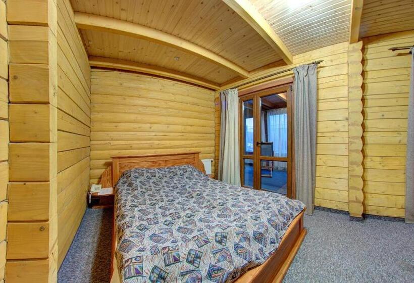 هتل Karpatski Dzherela