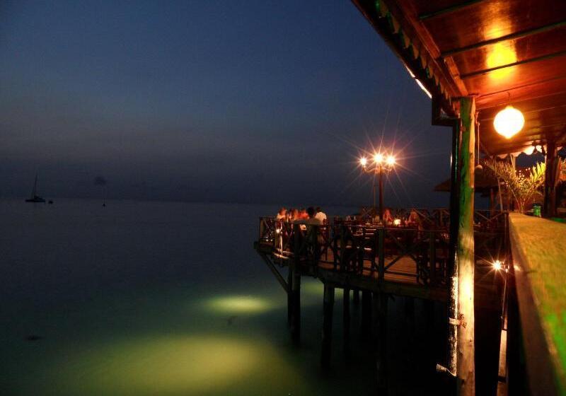 ホテル Langi Langi Beach Bungalows