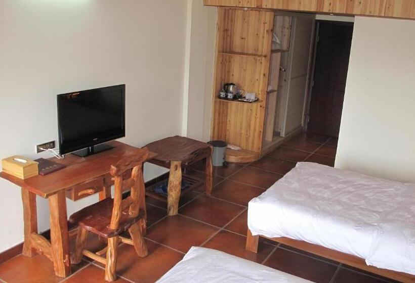 Hotel Longji Holiday