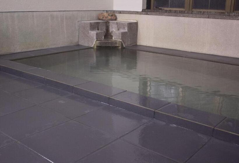 בית מלון כפרי Myosen