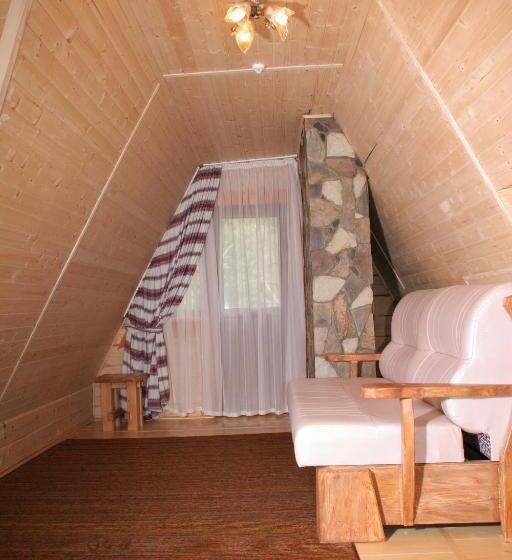 هتل On Dovbush Path