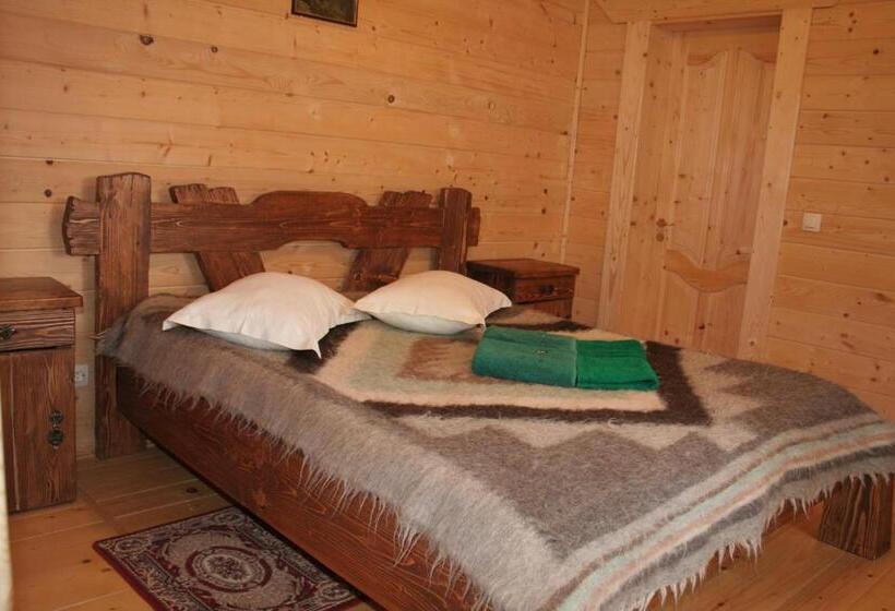 هتل On Dovbush Path