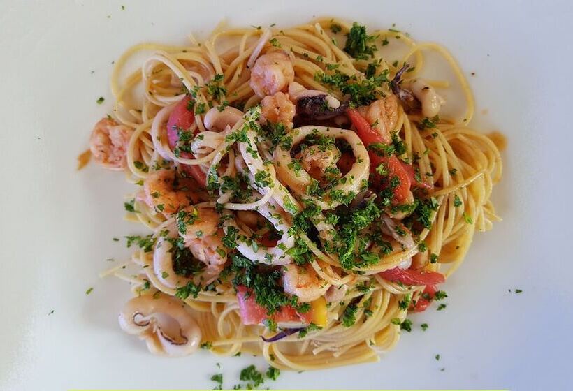 בית מלון כפרי Paje By Night Bungalows