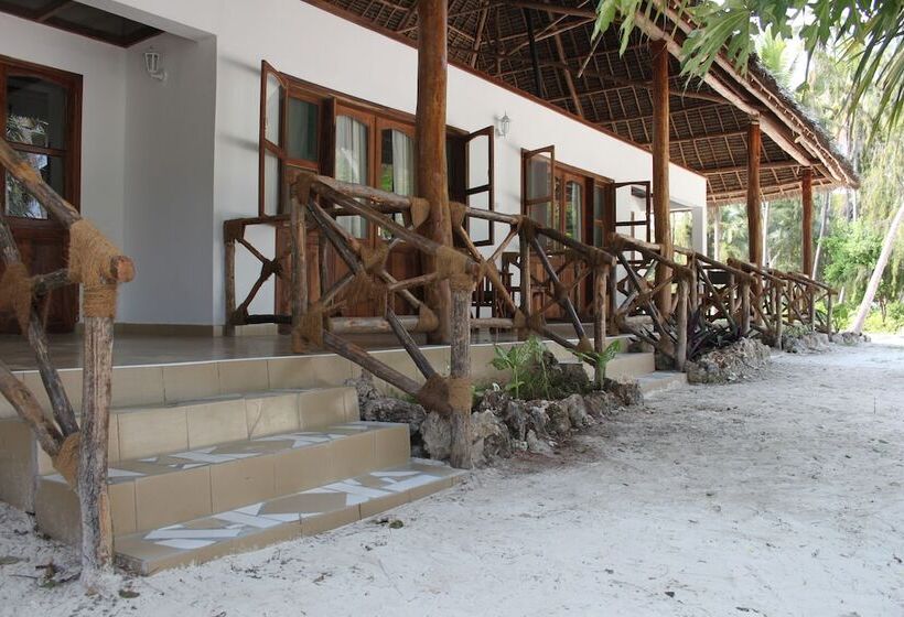 Отель Panga Chumvi Beach Resort