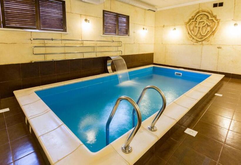 هتل &restaurant Premium Club