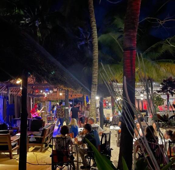 酒店 The Seles Boutique