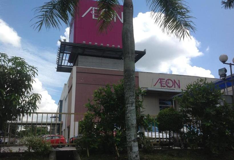 Hotel The Uni Garden