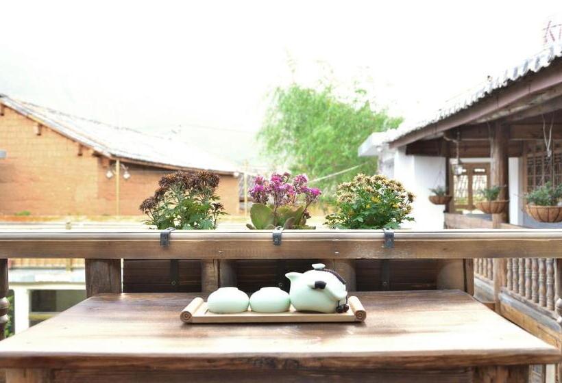 ホテル Tourist Courtyard