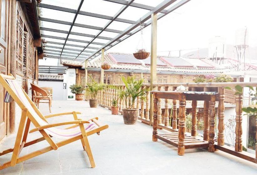 בית מלון כפרי Tourist Courtyard