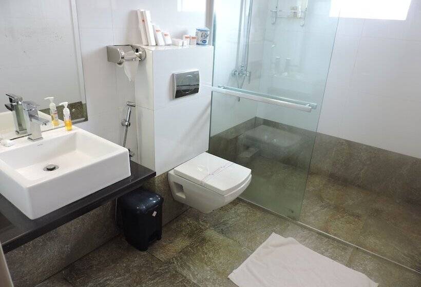 酒店 The Valampuri