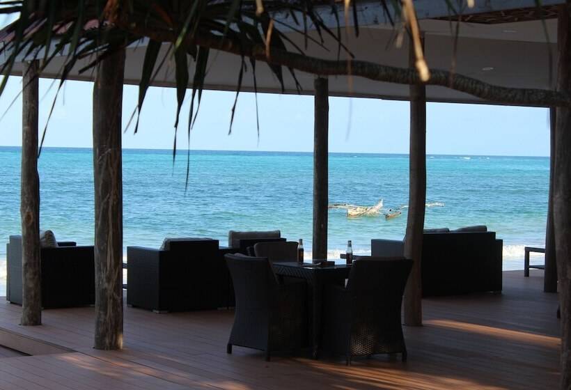 فندق Zawadi Beach Villas