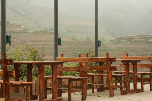 Dragon's Den Hostel
