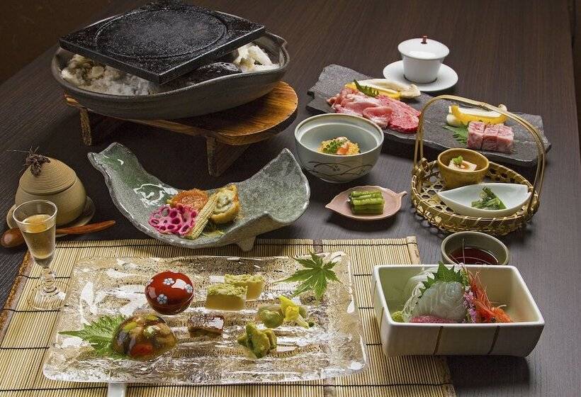 ריוקאן Hatsune