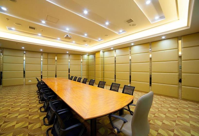 Starway Hotel Qidong