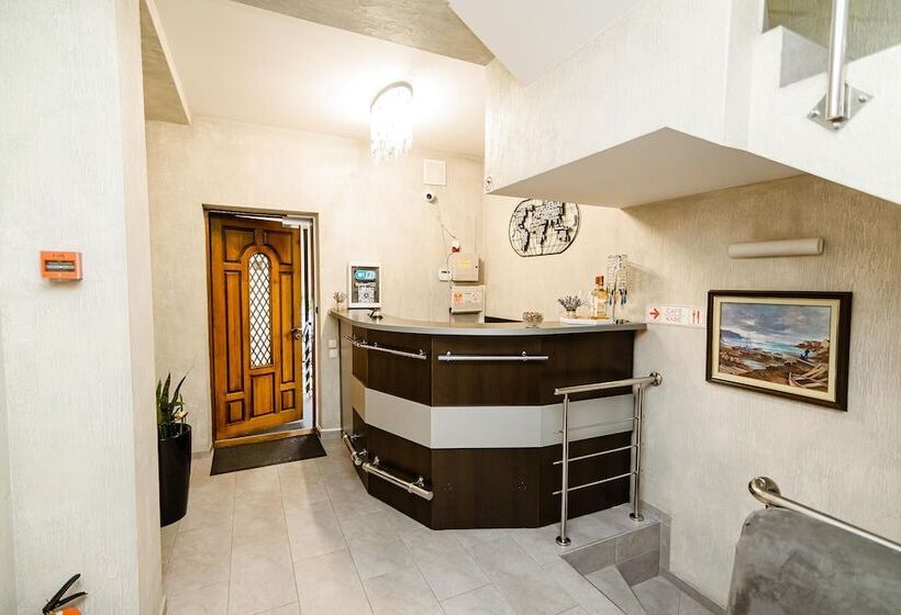 Tiptop Hotel City Center