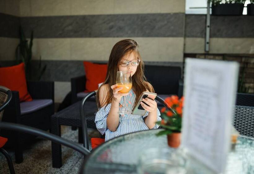 Tiptop Hotel City Center