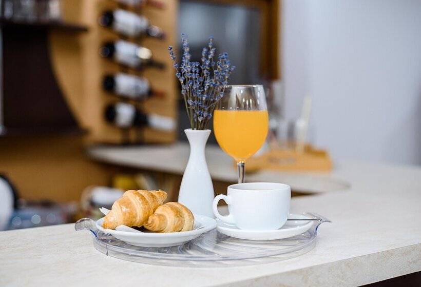 Tiptop Hotel City Center