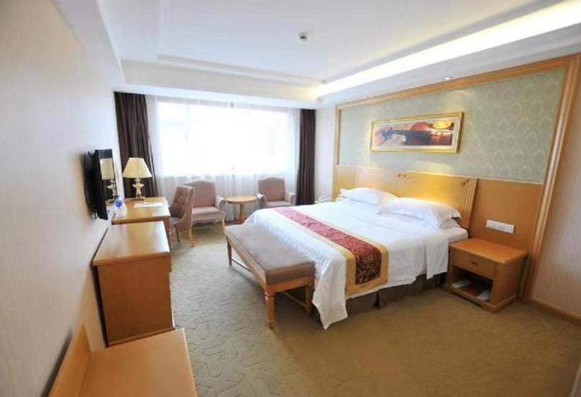 Vienna Hotel Qidong South Gongyuan Road