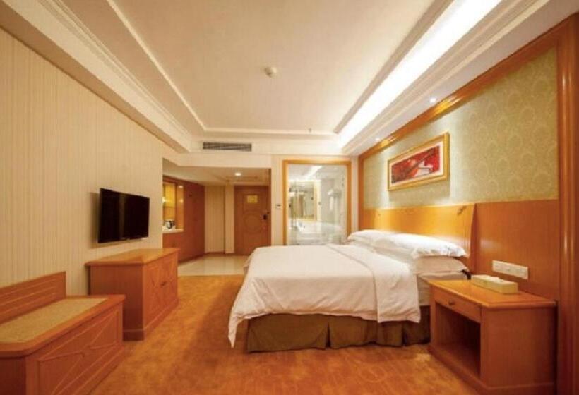 Vienna Hotel Qidong South Gongyuan Road