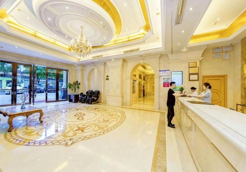 Vienna International Hotel Zhuzhou Railway Station Central Plaza