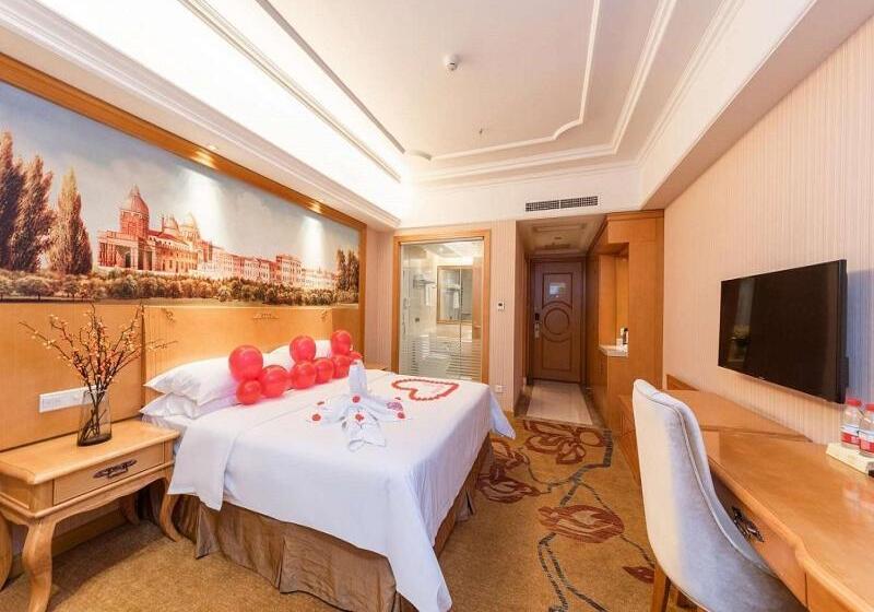 Vienna International Hotel Zhuzhou Railway Station Central Plaza