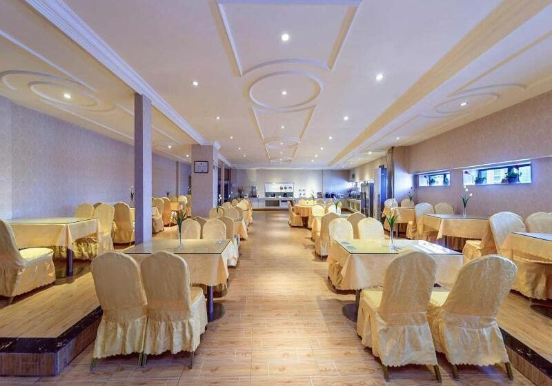 Vienna International Hotel Zhuzhou Railway Station Central Plaza