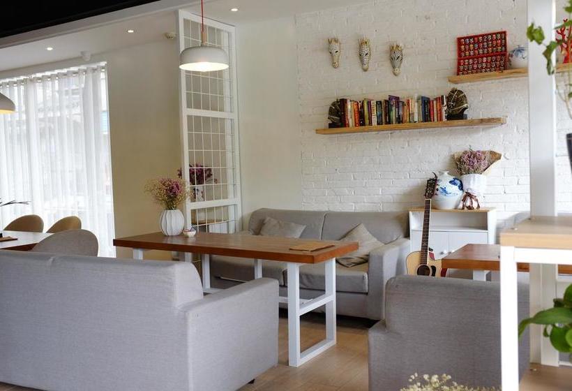 Wudang International Youth Hostel