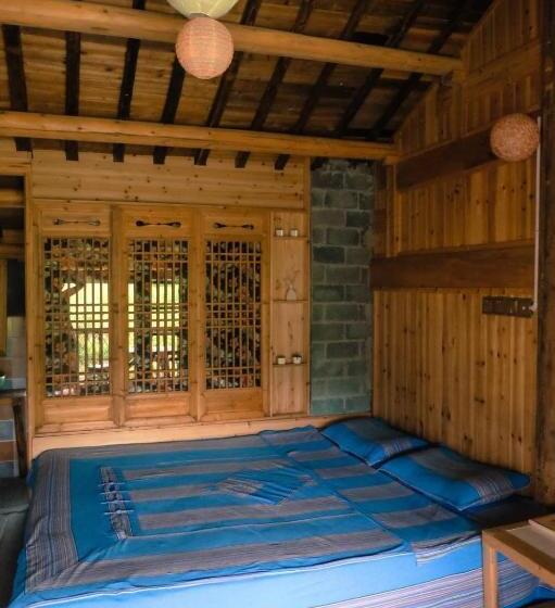 Xidi Kunlun International Hostel