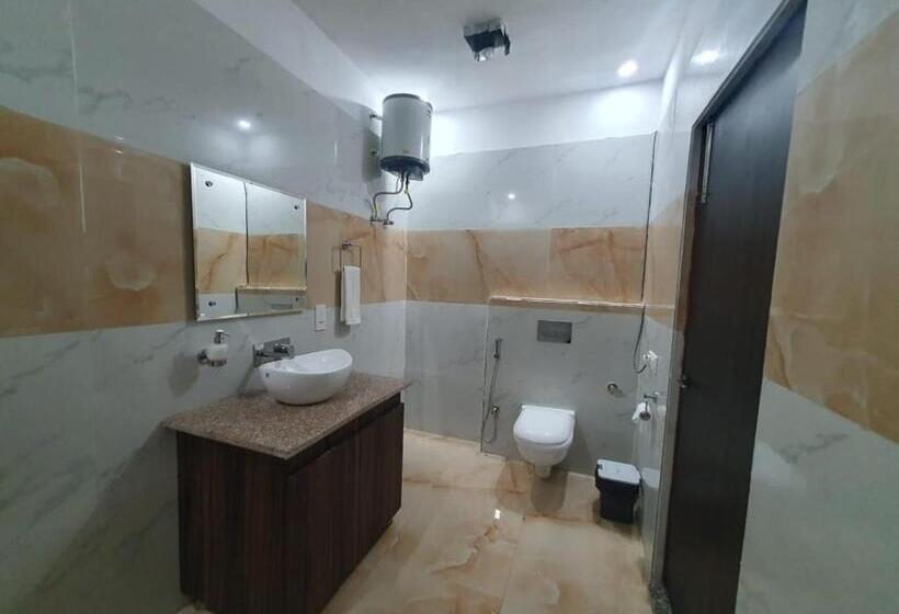 Akash Hotel Managed By Jk Hotels & Resorts