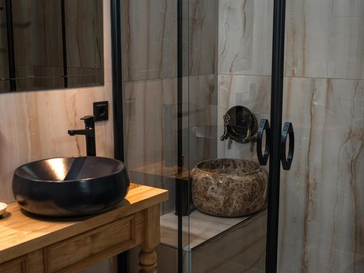 çakıroğlu Konak Butik Otel