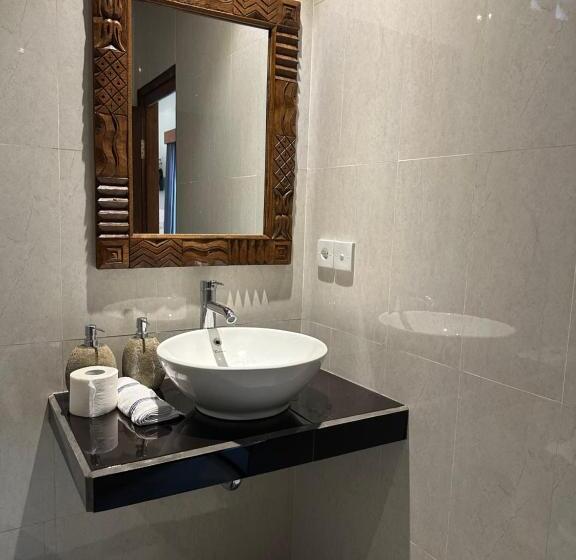 הוסטל Deswa Inn