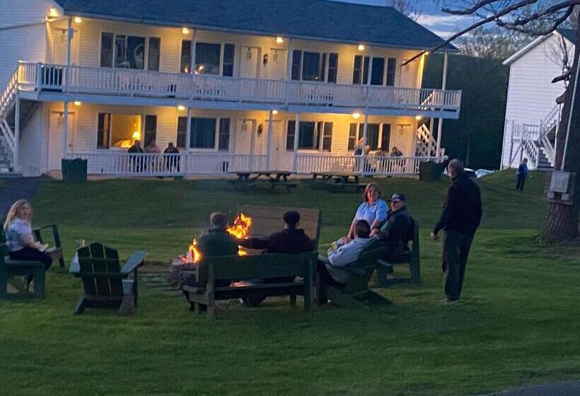 旅馆 Gavin S Iris H Country Inn